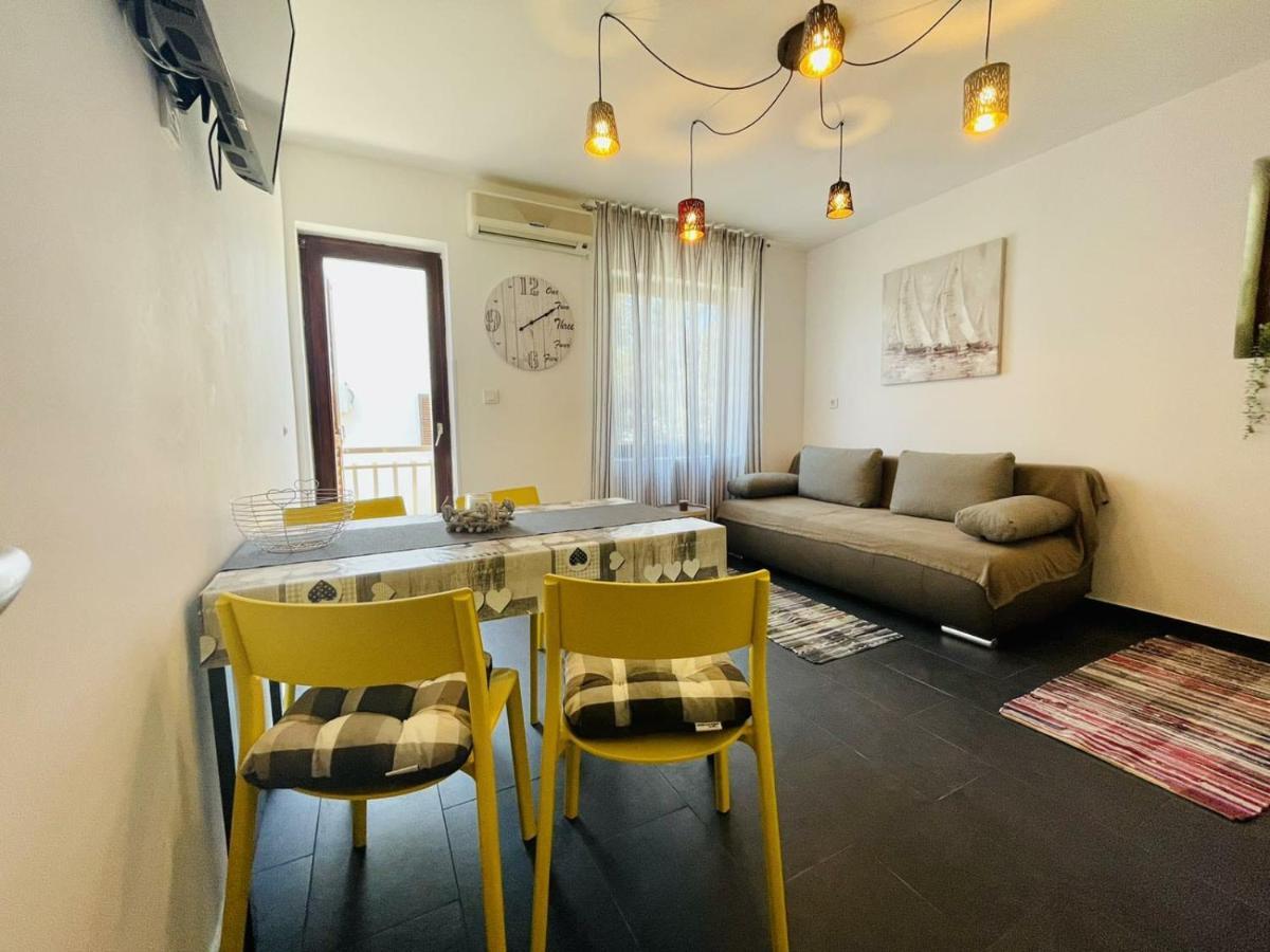 Vila Beleca Krk - Apartments Rest & Sea Krk Town Dış mekan fotoğraf